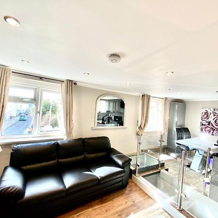 Modern Stylish Apartment At Brighton Station Buitenkant foto
